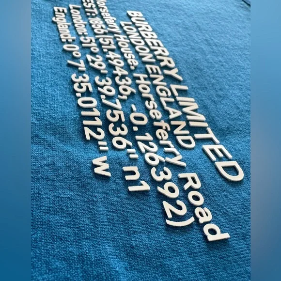 BURBERRY location print Tshirt
